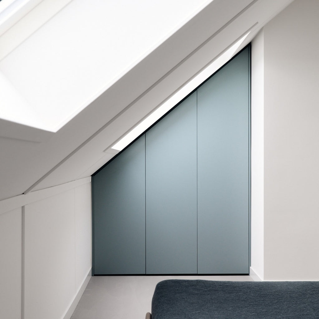 Strakke Zolderkast in Stijlvol Fjordgroen