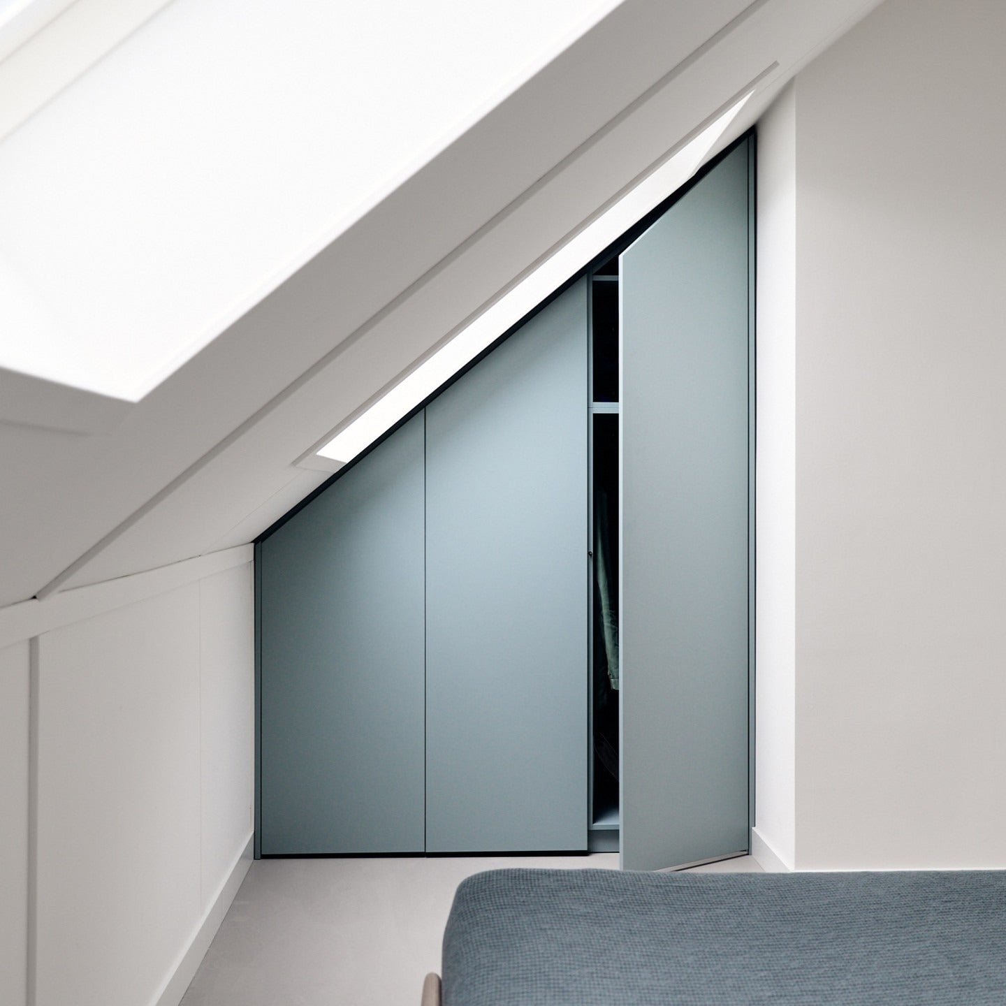 Strakke Zolderkast in Stijlvol Fjordgroen